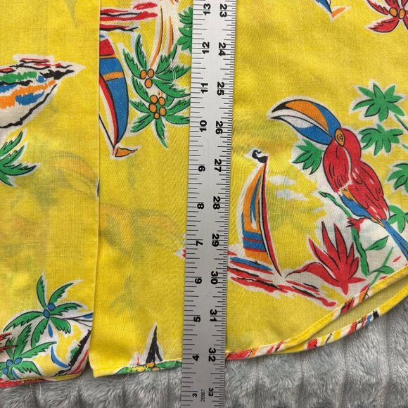 VTG 70s Loungees Shirt Womens 12/14 Yellow Parrot Top Snap Cover Up Pocket USA - Picture 6 of 9